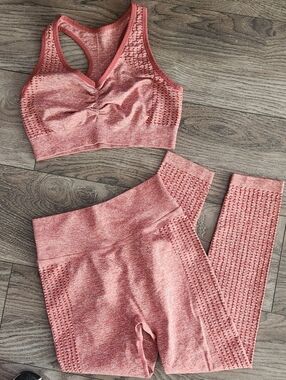 SHEIN Coral Pink/red Seamless Scruchbutt Ribbed Two-Piece Active Set Medium